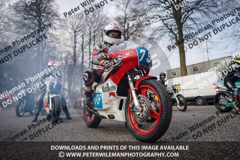 cadwell no limits trackday;cadwell park;cadwell park photographs;cadwell trackday photographs;enduro digital images;event digital images;eventdigitalimages;no limits trackdays;peter wileman photography;racing digital images;trackday digital images;trackday photos